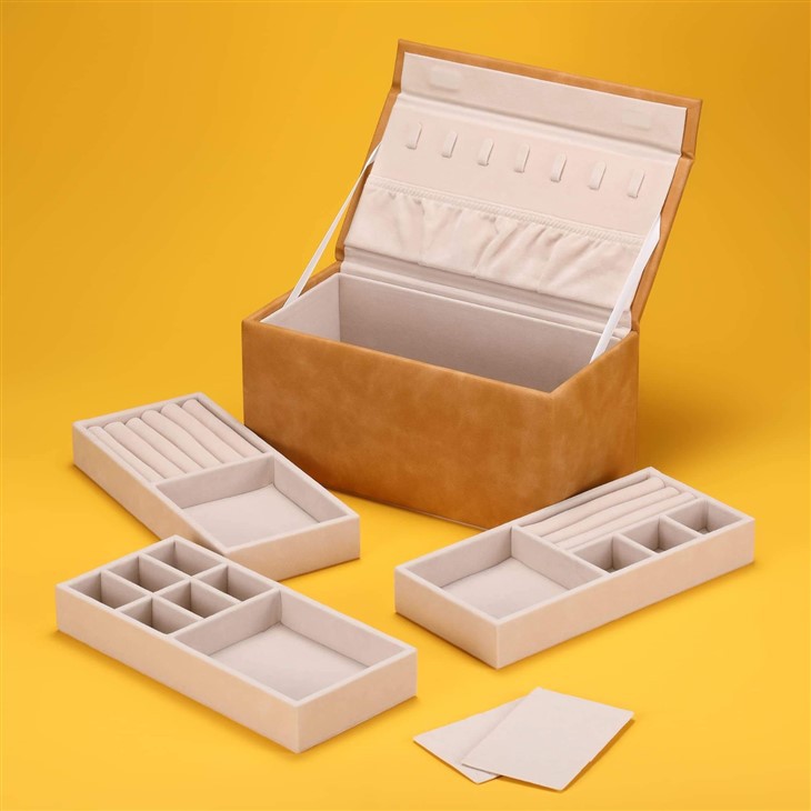 Large Leather Jewelry Case